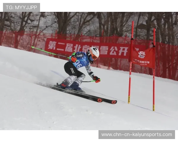 高山滑雪青少年训练基地落成，地方体育生态被激活