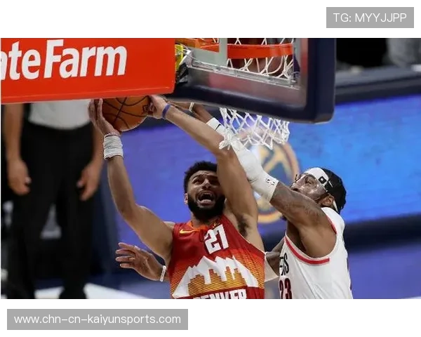 努尔基奇冲板补篮,太阳二次进攻起飞,努尔基奇防守水平 努尔基奇冲板补篮,太阳二次进攻起飞,努尔基奇防守水平